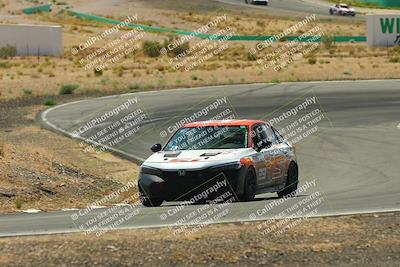 media/May-31-2025-CalClub SCCA (Sat) [[2c1a04e1ee]]/Qualifying/Group 2/Turn 4/